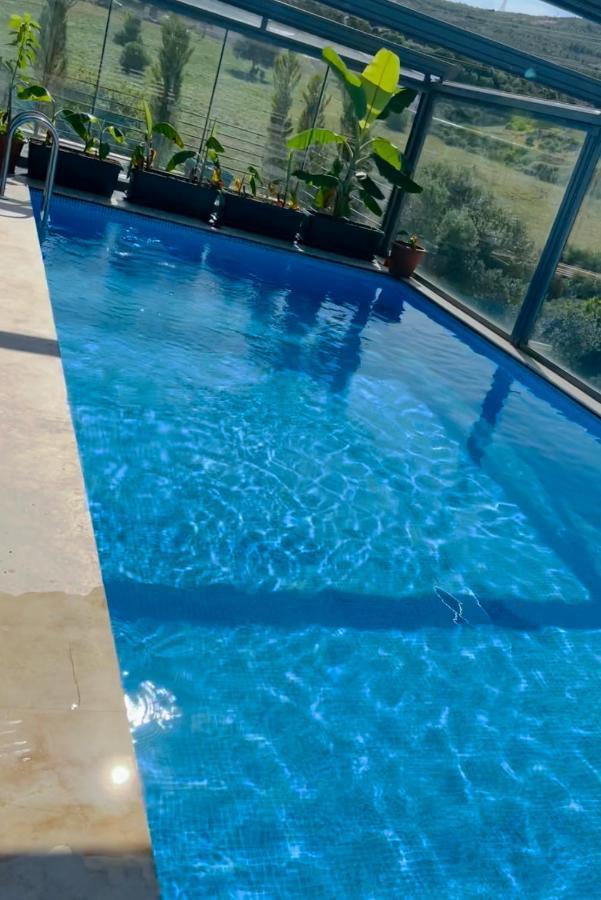 Gaia Kozbeyli Hotel Foça Bagian luar foto