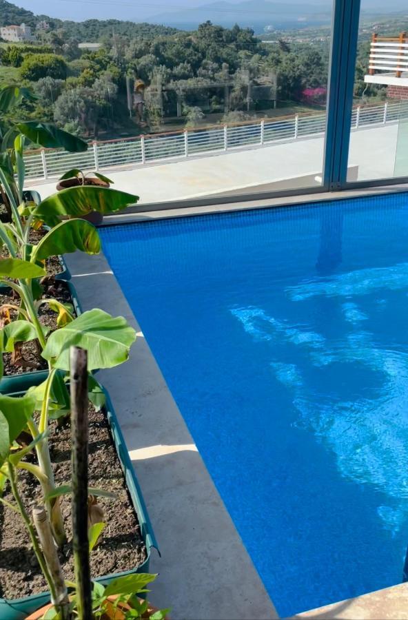 Gaia Kozbeyli Hotel Foça Bagian luar foto